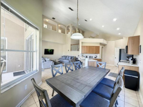 Luxury 6BD 3.5BA Pool Home in Windsor Palms Resort